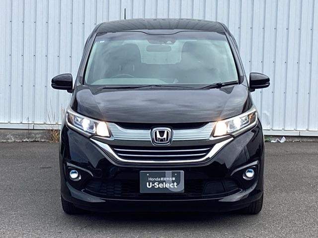 フリードハイブリッド ハイブリッド・ＥＸ　地デジフルセグＴＶ　シ－トヒ－タ－　整備記録簿　リヤカメラ　ＬＥＤライト　フルオートエアコン　ＡＢＳ　ＤＶＤ再生可　ウォークスルー　サイドエアバッグ　キーフリー　ナビ＆ＴＶ　アイドリングストップ（6枚目）