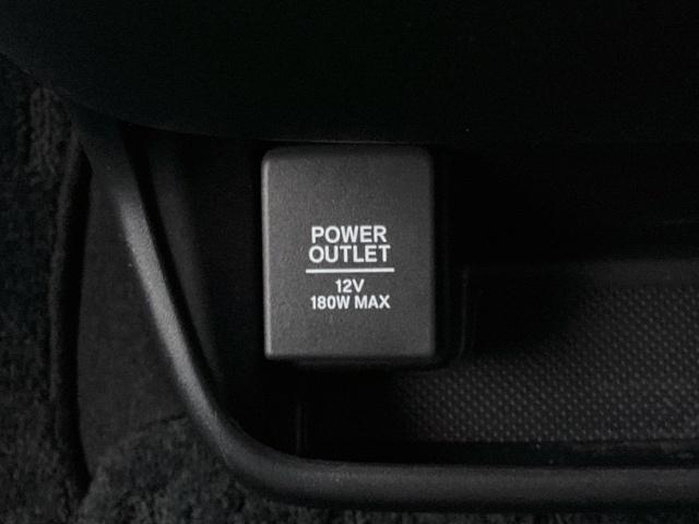 フリードハイブリッド ハイブリッド・ＥＸ　地デジフルセグＴＶ　シ－トヒ－タ－　整備記録簿　リヤカメラ　ＬＥＤライト　フルオートエアコン　ＡＢＳ　ＤＶＤ再生可　ウォークスルー　サイドエアバッグ　キーフリー　ナビ＆ＴＶ　アイドリングストップ（24枚目）