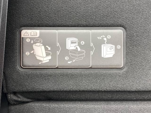 フリードハイブリッド ハイブリッド・ＥＸ　地デジフルセグＴＶ　シ－トヒ－タ－　整備記録簿　リヤカメラ　ＬＥＤライト　フルオートエアコン　ＡＢＳ　ＤＶＤ再生可　ウォークスルー　サイドエアバッグ　キーフリー　ナビ＆ＴＶ　アイドリングストップ（45枚目）