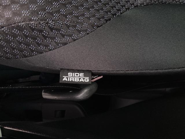 フィット １３Ｇ・Ｌホンダセンシング　フルオート・エアーコンディショナー（プラズマクラスター技術搭載）　ＥＴＣ車載器　サイドカーテンエアバック　Ｄレコ　ＵＳＢ　リアカメラ　エアバック　パワーウインドウ　記録簿　キーフリーシステム　ＶＳＡ（36枚目）