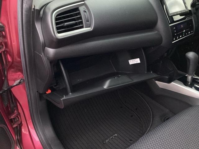 フィット １３Ｇ・Ｌホンダセンシング　フルオート・エアーコンディショナー（プラズマクラスター技術搭載）　ＥＴＣ車載器　サイドカーテンエアバック　Ｄレコ　ＵＳＢ　リアカメラ　エアバック　パワーウインドウ　記録簿　キーフリーシステム　ＶＳＡ（41枚目）