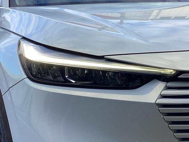 ヴェゼル ｅ：ＨＥＶＺ　ＥＴＣ／純正ナビ／バックモニター／ホンダセンシング　スマキ　Ｐトランク　フルオートエアコン　Ｄレコ　エアバッグ　両席エアバック　Ｒカメ　記録簿付　パワーウィンドウ　ＬＥＤランプ　ソナー　クルーズＣ（22枚目）