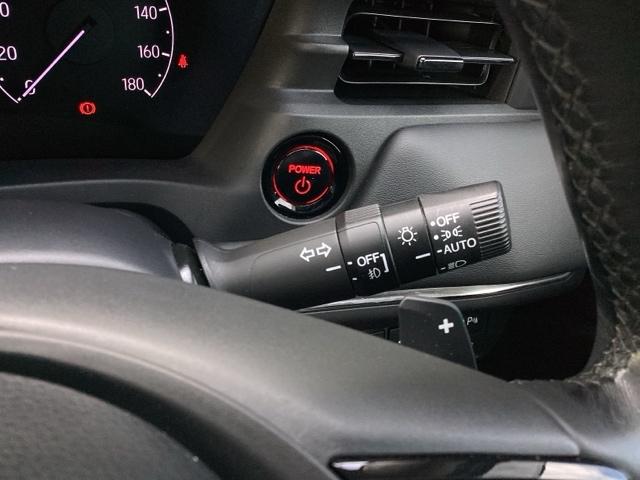 ヴェゼル ｅ：ＨＥＶＺ　ＥＴＣ／純正ナビ／バックモニター／ホンダセンシング　スマキ　Ｐトランク　フルオートエアコン　Ｄレコ　エアバッグ　両席エアバック　Ｒカメ　記録簿付　パワーウィンドウ　ＬＥＤランプ　ソナー　クルーズＣ（39枚目）