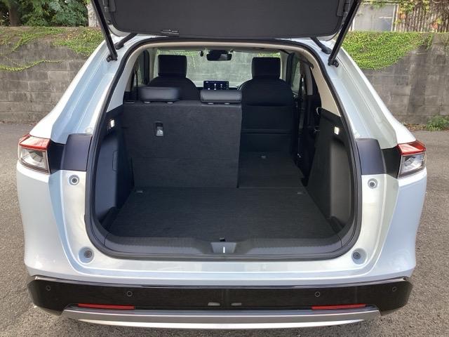 ヴェゼル ｅ：ＨＥＶＺ　ＥＴＣ／純正ナビ／バックモニター／ホンダセンシング　スマキ　Ｐトランク　フルオートエアコン　Ｄレコ　エアバッグ　両席エアバック　Ｒカメ　記録簿付　パワーウィンドウ　ＬＥＤランプ　ソナー　クルーズＣ（48枚目）