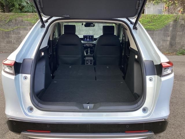 ヴェゼル ｅ：ＨＥＶＺ　ＥＴＣ／純正ナビ／バックモニター／ホンダセンシング　スマキ　Ｐトランク　フルオートエアコン　Ｄレコ　エアバッグ　両席エアバック　Ｒカメ　記録簿付　パワーウィンドウ　ＬＥＤランプ　ソナー　クルーズＣ（49枚目）