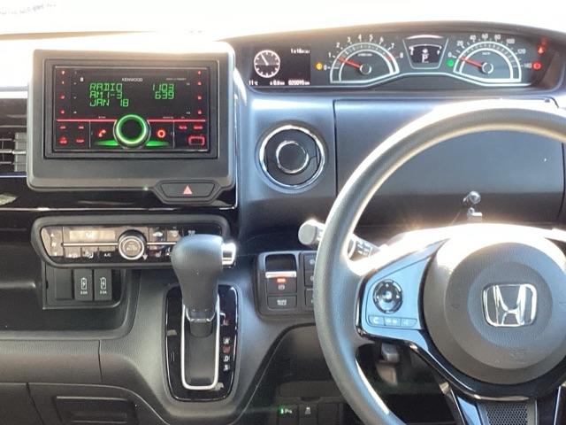 N-BOXカスタム L ETC/ホンダセンシング Pソナー サイドエアバッグ Aストップ シートヒータ ベンチシート 点検記録簿 キーフリーシステム LEDライト クルーズコントロール AC スマキー 横滑り防止 ABS(3枚目)