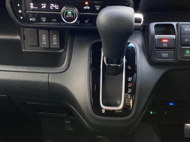 N-BOXカスタム L ETC/ホンダセンシング Pソナー サイドエアバッグ Aストップ シートヒータ ベンチシート 点検記録簿 キーフリーシステム LEDライト クルーズコントロール AC スマキー 横滑り防止 ABS(14枚目)