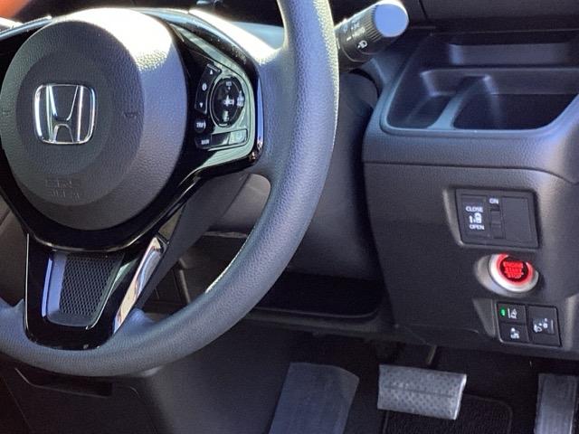 N-BOXカスタム L ETC/ホンダセンシング Pソナー サイドエアバッグ Aストップ シートヒータ ベンチシート 点検記録簿 キーフリーシステム LEDライト クルーズコントロール AC スマキー 横滑り防止 ABS(33枚目)