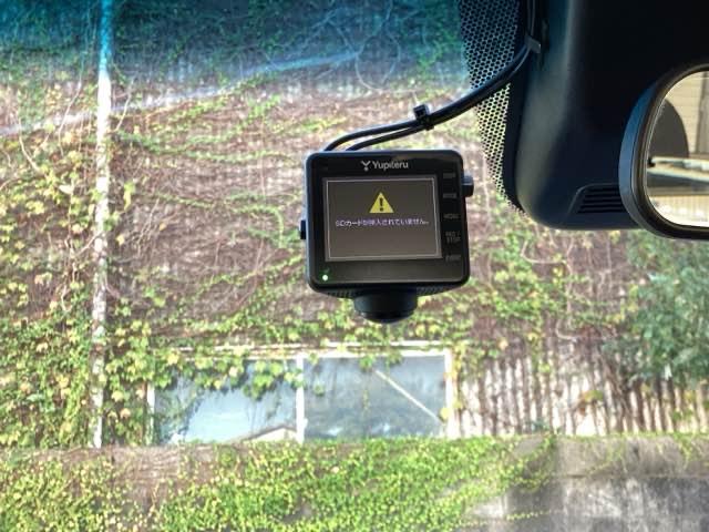 フリード＋ハイブリッド ハイブリッド・クロスター　ＥＴＣ／純正ナビ／バックモニター／ホンダセンシング／社外ドラレコ　シ－トヒ－タ－　Ｒカメラ　コーナーセンサー　ＶＳＡ　クルコン　ＬＥＤライト　サイドカーテンエアバック　フルセグＴＶ　フルオートエアコン（13枚目）