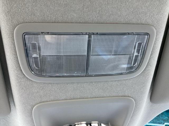 フリード＋ハイブリッド ハイブリッド・クロスター　ＥＴＣ／純正ナビ／バックモニター／ホンダセンシング／社外ドラレコ　シ－トヒ－タ－　Ｒカメラ　コーナーセンサー　ＶＳＡ　クルコン　ＬＥＤライト　サイドカーテンエアバック　フルセグＴＶ　フルオートエアコン（27枚目）