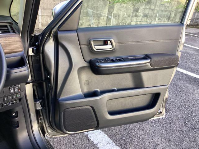 フリード＋ハイブリッド ハイブリッド・クロスター　ＥＴＣ／純正ナビ／バックモニター／ホンダセンシング／社外ドラレコ　シ－トヒ－タ－　Ｒカメラ　コーナーセンサー　ＶＳＡ　クルコン　ＬＥＤライト　サイドカーテンエアバック　フルセグＴＶ　フルオートエアコン（43枚目）