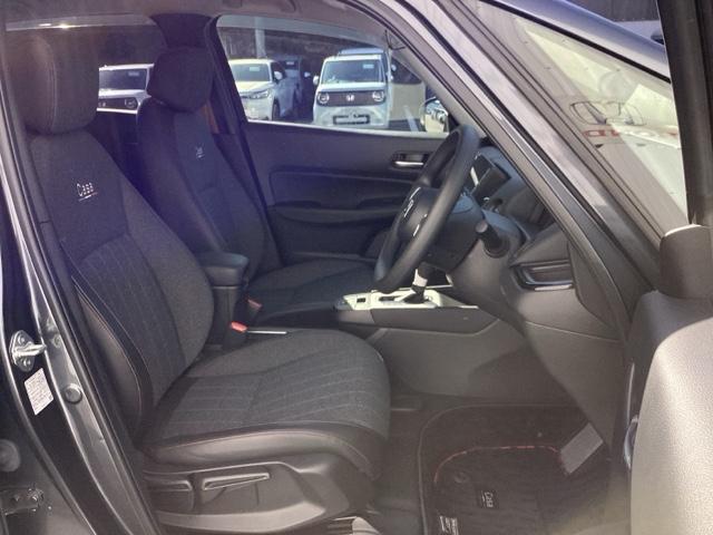 フィット ホーム20周年特別仕様車カーサ HondaCONNECTforGathers+ナビ装着用スペシャルパッケージ 16インチアルミホイール Casa専用装備 クリアランスソナー Bカメラ 記録簿 Sヒーター クルーズコントロール DVD(17枚目)