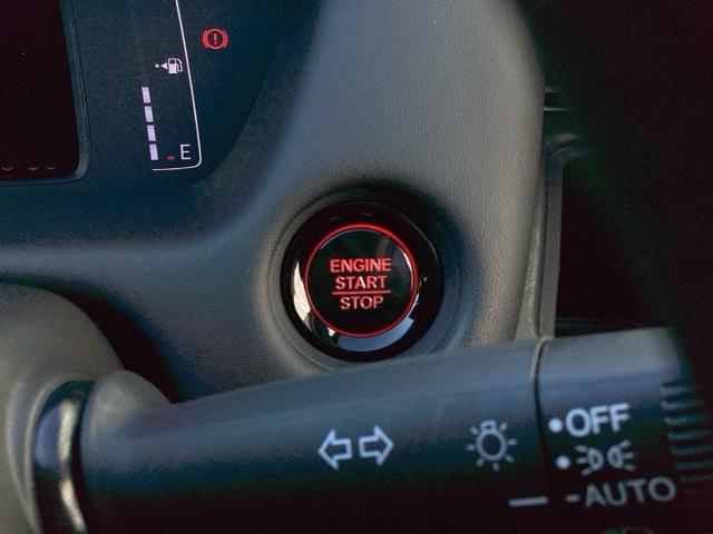 フィット ホーム20周年特別仕様車カーサ HondaCONNECTforGathers+ナビ装着用スペシャルパッケージ 16インチアルミホイール Casa専用装備 クリアランスソナー Bカメラ 記録簿 Sヒーター クルーズコントロール DVD(30枚目)