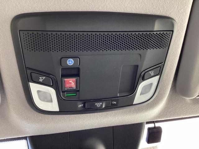 フィット ｅ：ＨＥＶホーム　ＨｏｎｄａＣＯＮＮＥＣＴｆｏｒＧａｔｈｅｒｓ＋ナビ装着用スペシャルパッケージ　クリソナ　助手席エアバッグ　運転席エアバッグ　１オナ　アイドリングストップ　ＬＥＤライト　ＵＳＢ接続　バックカメラ　ＡＢＳ（46枚目）