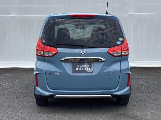 フリードハイブリッド ハイブリッド・クロスターホンダセンシング　メモリーナビ　ドラレコ　ＥＴＣ　リアカメラ　両側Ｐスライドドア　ＵＳＢ　オートクルーズコントロール　記録簿　ＤＶＤ再生可能　ＬＥＤライト　ＡＢＳ　盗難防止　シ－トヒ－タ－　スマ－トキ－　ＶＳＡ（10枚目）