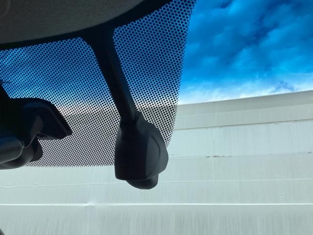 フリードハイブリッド ハイブリッド・クロスターホンダセンシング　メモリーナビ　ドラレコ　ＥＴＣ　リアカメラ　両側Ｐスライドドア　ＵＳＢ　オートクルーズコントロール　記録簿　ＤＶＤ再生可能　ＬＥＤライト　ＡＢＳ　盗難防止　シ－トヒ－タ－　スマ－トキ－　ＶＳＡ（15枚目）