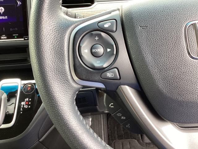 フリードハイブリッド ハイブリッド・クロスターホンダセンシング　メモリーナビ　ドラレコ　ＥＴＣ　リアカメラ　両側Ｐスライドドア　ＵＳＢ　オートクルーズコントロール　記録簿　ＤＶＤ再生可能　ＬＥＤライト　ＡＢＳ　盗難防止　シ－トヒ－タ－　スマ－トキ－　ＶＳＡ（40枚目）