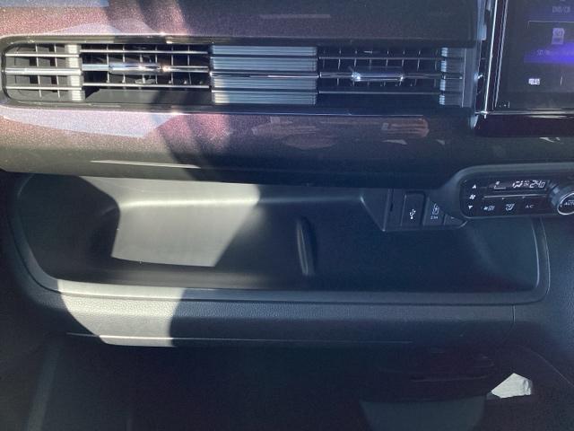 N-BOXカスタム G・Lホンダセンシング ETC/純正ナビ/バックモニター/ホンダセンシング 地デジTV 整備記録簿 助手席エアバッグ キーレス シートH アイドリングST セキュリティーアラーム スマ-トキ- コーナーセンサ リアカメラ(25枚目)