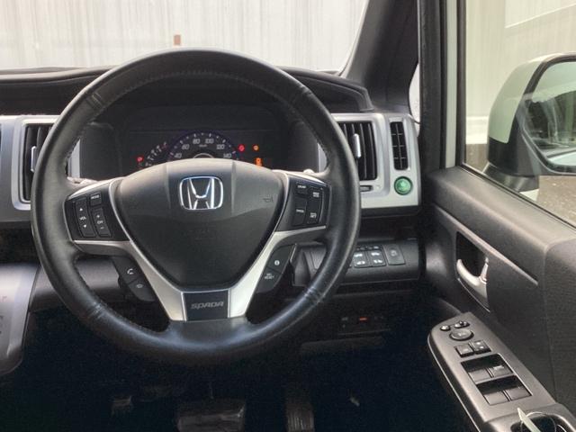 ステップワゴンスパーダ Ｚインターナビセレクション　ＨＤＤナビ　リアカメラ　ＥＴＣ　両側自動スライドドア　Ｒカメラ　横滑り防止機能　オートクルーズ　パワステ　フルセグ　スマ－トキ－　ＡＢＳ　パワーウィンドウ　エアバッグ　キーレスエントリーキー　禁煙車両（3枚目）