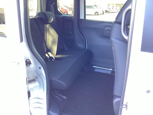 Ｎ－ＢＯＸカスタム ベースグレード　ＥＴＣ／純正ナビ／バックモニター／ホンダセンシング　ＵＳＢ接続　ＣＭＢＳ　Ｄレコ　１オーナー　ベンチシート　オートエアコン　スマートキ　ＬＥＤ　盗難防止装置　クルコン　バックカメラ　フルセグＴＶ（18枚目）