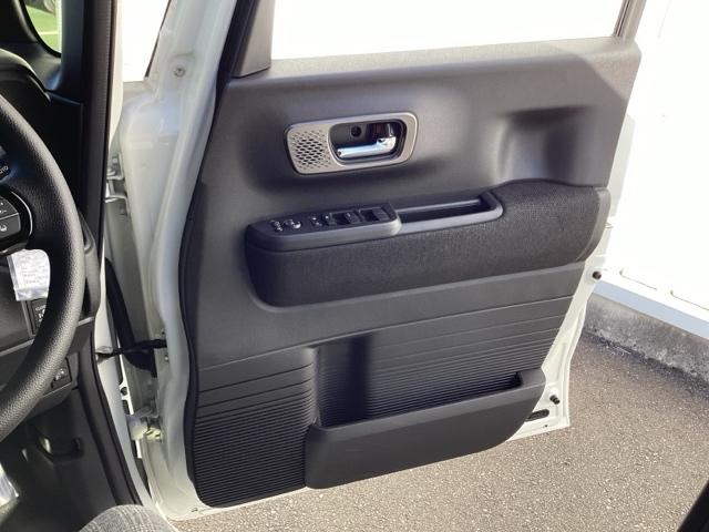 Ｎ－ＢＯＸカスタム ベースグレード　ＥＴＣ／純正ナビ／バックモニター／ホンダセンシング　ＵＳＢ接続　ＣＭＢＳ　Ｄレコ　１オーナー　ベンチシート　オートエアコン　スマートキ　ＬＥＤ　盗難防止装置　クルコン　バックカメラ　フルセグＴＶ（44枚目）