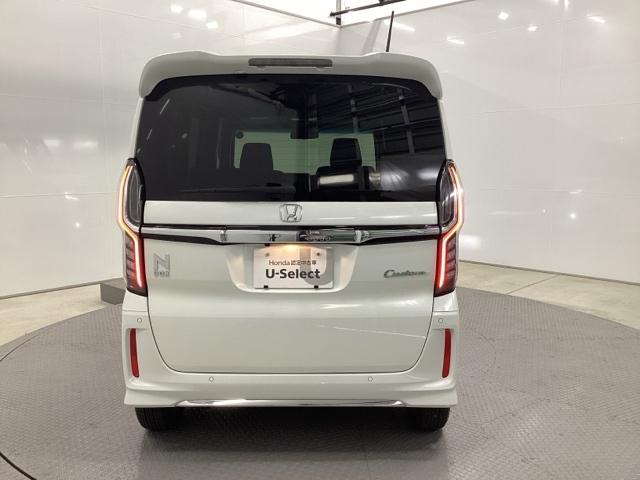 Ｎ－ＢＯＸカスタム ＥＸ　メモリーナビ　リアカメラ　シートヒーター　ソナー　ＬＥＤヘッド　ＵＳＢ接続　アイドリングストップ　スマートキー　サイドエアバッグ　セキュリティーアラーム　オートクルーズコントロール　オートライト（9枚目）