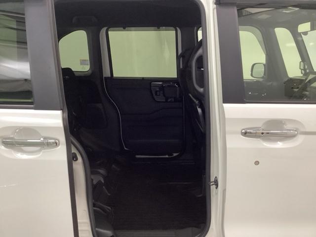 Ｎ－ＢＯＸカスタム ＥＸ　メモリーナビ　リアカメラ　シートヒーター　ソナー　ＬＥＤヘッド　ＵＳＢ接続　アイドリングストップ　スマートキー　サイドエアバッグ　セキュリティーアラーム　オートクルーズコントロール　オートライト（25枚目）