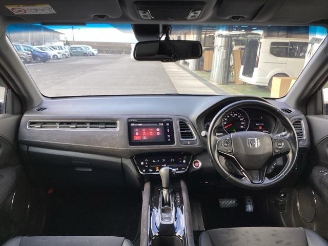 ヴェゼル ＲＳ・ホンダセンシング　ＥＴＣ／純正ナビ／バックモニター／ホンダセンシング　盗難防止　サイドエアバック　スマ－トキ－　シートヒータ　ＬＥＤライト　地デジＴＶ　フルオートエアコン　整備記録簿　ＤＶＤ　横滑り防止機能　ナビ＆ＴＶ（2枚目）
