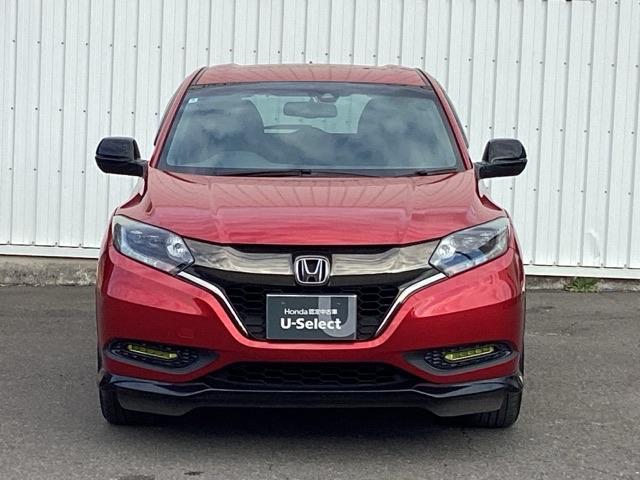 ヴェゼル ＲＳ・ホンダセンシング　ＥＴＣ／純正ナビ／バックモニター／ホンダセンシング　盗難防止　サイドエアバック　スマ－トキ－　シートヒータ　ＬＥＤライト　地デジＴＶ　フルオートエアコン　整備記録簿　ＤＶＤ　横滑り防止機能　ナビ＆ＴＶ（6枚目）