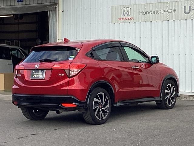 ヴェゼル ＲＳ・ホンダセンシング　ＥＴＣ／純正ナビ／バックモニター／ホンダセンシング　盗難防止　サイドエアバック　スマ－トキ－　シートヒータ　ＬＥＤライト　地デジＴＶ　フルオートエアコン　整備記録簿　ＤＶＤ　横滑り防止機能　ナビ＆ＴＶ（8枚目）