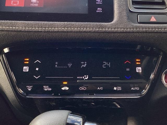 ヴェゼル ＲＳ・ホンダセンシング　ＥＴＣ／純正ナビ／バックモニター／ホンダセンシング　盗難防止　サイドエアバック　スマ－トキ－　シートヒータ　ＬＥＤライト　地デジＴＶ　フルオートエアコン　整備記録簿　ＤＶＤ　横滑り防止機能　ナビ＆ＴＶ（13枚目）