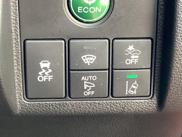 ヴェゼル ＲＳ・ホンダセンシング　ＥＴＣ／純正ナビ／バックモニター／ホンダセンシング　盗難防止　サイドエアバック　スマ－トキ－　シートヒータ　ＬＥＤライト　地デジＴＶ　フルオートエアコン　整備記録簿　ＤＶＤ　横滑り防止機能　ナビ＆ＴＶ（28枚目）