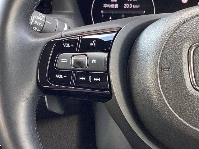 ヴェゼル ｅ：ＨＥＶＺ　ＥＴＣ／純正ナビ／バックモニター／ホンダセンシング／全周囲カメラ　パノラミックビューモニター　スマキ　Ｐトランク　フルオートエアコン　エアバッグ　両席エアバック　Ｒカメ　記録簿付　パワーウィンドウ（27枚目）