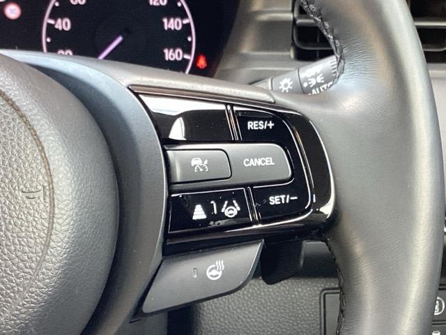 ヴェゼル ｅ：ＨＥＶＺ　ＥＴＣ／純正ナビ／バックモニター／ホンダセンシング／全周囲カメラ　パノラミックビューモニター　スマキ　Ｐトランク　フルオートエアコン　エアバッグ　両席エアバック　Ｒカメ　記録簿付　パワーウィンドウ（28枚目）