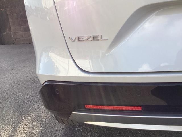 ヴェゼル ｅ：ＨＥＶＺ　ＥＴＣ／純正ナビ／バックモニター／ホンダセンシング／全周囲カメラ　パノラミックビューモニター　スマキ　Ｐトランク　フルオートエアコン　エアバッグ　両席エアバック　Ｒカメ　記録簿付　パワーウィンドウ（46枚目）