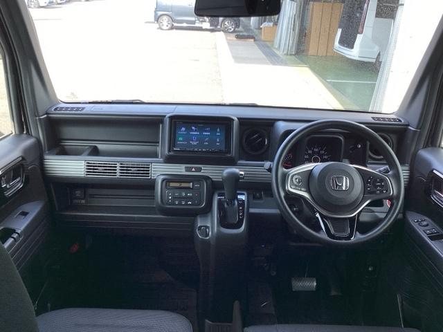 N-VAN+スタイル ファン ナビ装着用スペシャルパッケージ 充電用USBジャック(急速充電対応タイプ2個付) パーキングセンサー Bカメ キーフリー WSRS LEDヘッドランプ 整備記録簿 運転席エアバッグ スマートキー PS(2枚目)