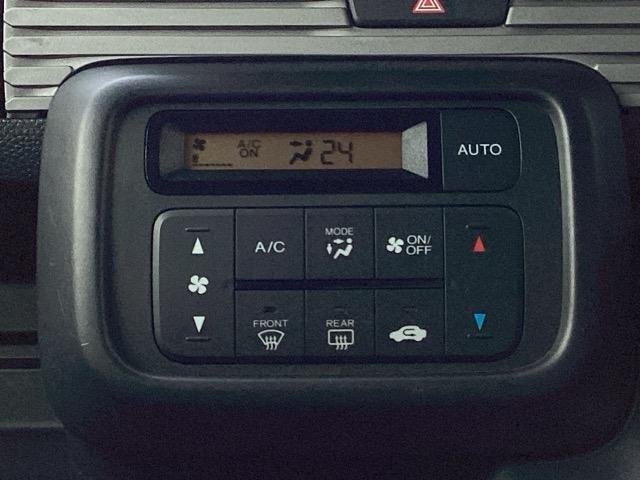 N-VAN+スタイル ファン ナビ装着用スペシャルパッケージ 充電用USBジャック(急速充電対応タイプ2個付) パーキングセンサー Bカメ キーフリー WSRS LEDヘッドランプ 整備記録簿 運転席エアバッグ スマートキー PS(13枚目)