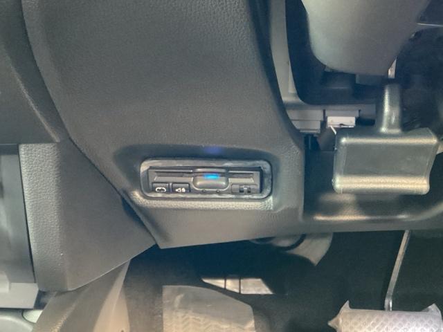 フィット 13G・F フルオート・エアーコンディショナー(プラズマクラスター技術搭載) ETC 記録簿 イモビライザー 助手席エアバック キーレス AAC パワーウィンドー スマートキ- パワステ 運転席エアバッグ ABS(15枚目)