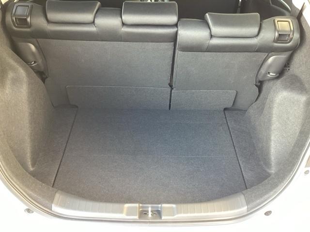 フィット 13G・F フルオート・エアーコンディショナー(プラズマクラスター技術搭載) ETC 記録簿 イモビライザー 助手席エアバック キーレス AAC パワーウィンドー スマートキ- パワステ 運転席エアバッグ ABS(32枚目)