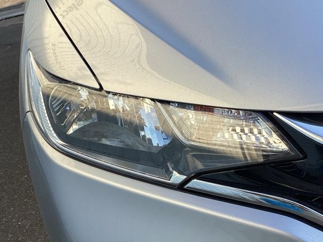 フィット 13G・F フルオート・エアーコンディショナー(プラズマクラスター技術搭載) ETC 記録簿 イモビライザー 助手席エアバック キーレス AAC パワーウィンドー スマートキ- パワステ 運転席エアバッグ ABS(36枚目)