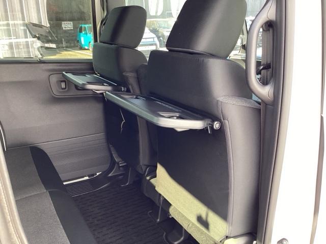 N-BOXカスタム ベースグレード ETC/ホンダセンシング/純正ナビ/バックモニター W電動ドア USB接続 Dレコ 1オーナー ベンチシート オートエアコン スマートキ LED 盗難防止装置 クルコン バックカメラ フルセグTV(40枚目)
