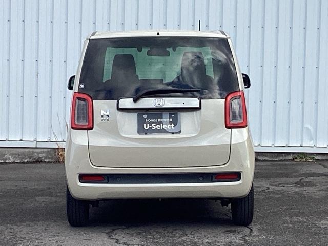 Ｎ－ＯＮＥ オリジナル　ビルトイン式のＥＴＣ車載器　プライムスムースフロントシート　記録簿　オートクルーズコントロール　サイドエアバック　クリアランスソナー　ナビ＆ＴＶ　ＬＥＤライト　ＵＳＢ　ＷＡＢ　Ｂカメラ　セキュリティ（9枚目）