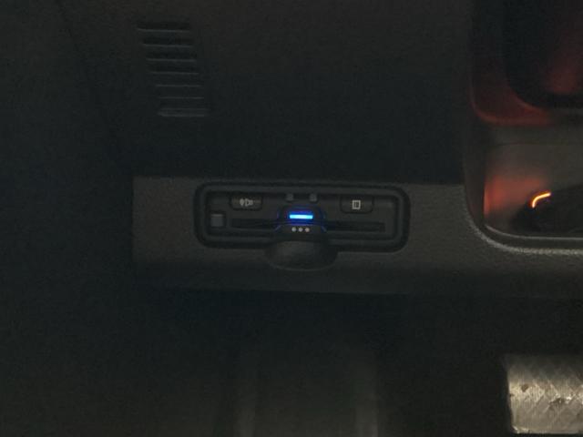 Ｎ－ＯＮＥ オリジナル　ビルトイン式のＥＴＣ車載器　プライムスムースフロントシート　記録簿　オートクルーズコントロール　サイドエアバック　クリアランスソナー　ナビ＆ＴＶ　ＬＥＤライト　ＵＳＢ　ＷＡＢ　Ｂカメラ　セキュリティ（15枚目）