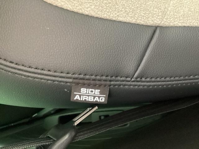 Ｎ－ＯＮＥ オリジナル　ビルトイン式のＥＴＣ車載器　プライムスムースフロントシート　記録簿　オートクルーズコントロール　サイドエアバック　クリアランスソナー　ナビ＆ＴＶ　ＬＥＤライト　ＵＳＢ　ＷＡＢ　Ｂカメラ　セキュリティ（35枚目）