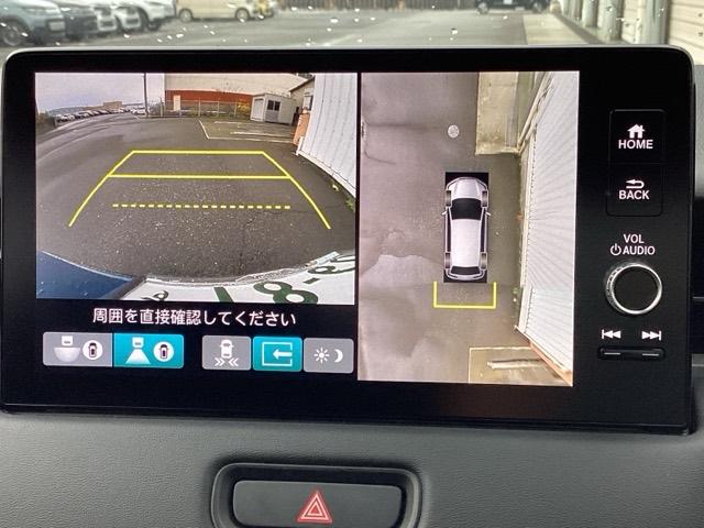 �R�r���[�؂�ւ���K�C�h���\���̃o�b�N�J�����ŁA�o�b�N�ł̎Ԍɓ�������S�ł��B