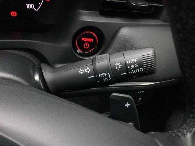 �y�I�[�g���C�g�i�`�t�s�n�j�z�O�̖��邳���V�X�e�������m���āA�����Ńw�b�h���C�g���_�����܂��I�w�b�h���C�g�����Y���h���֗��@�\�ł�