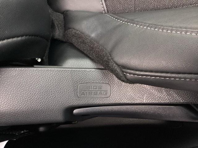 �y�T�C�h�G�A�o�b�N�z���ʂ���̏Փ˂ɂ�������G�A�o�b�O�𑕔��B���S�������܂�܂��B