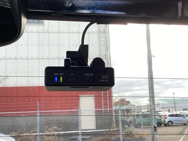 Ｎ－ＢＯＸカスタム Ｇ・Ｌホンダセンシング　ＥＴＣ／純正ナビ／バックモニター／ホンダセンシング　地デジＴＶ　整備記録簿　助手席エアバッグ　キーレス　シートＨ　アイドリングＳＴ　セキュリティーアラーム　スマ－トキ－　コーナーセンサ　リアカメラ（14枚目）