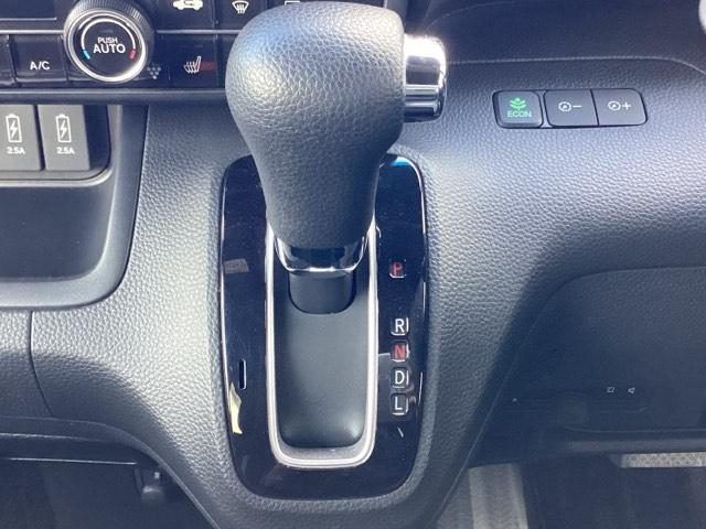 Ｎ－ＢＯＸカスタム Ｇ・Ｌホンダセンシング　ＥＴＣ／純正ナビ／バックモニター／ホンダセンシング　地デジＴＶ　整備記録簿　助手席エアバッグ　キーレス　シートＨ　アイドリングＳＴ　セキュリティーアラーム　スマ－トキ－　コーナーセンサ　リアカメラ（23枚目）