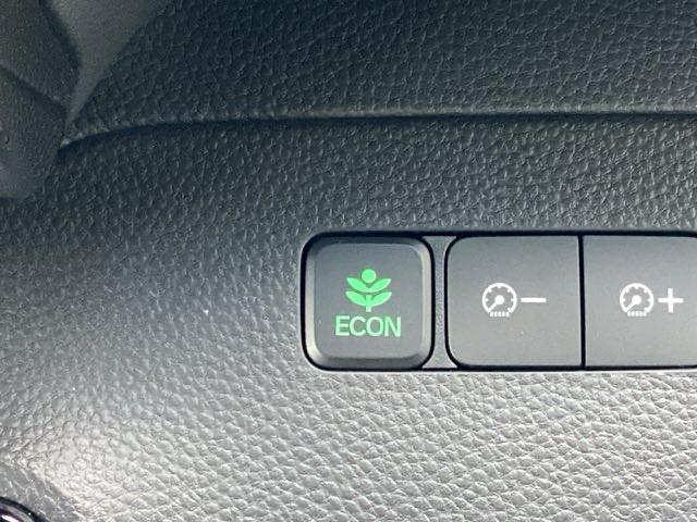 Ｎ－ＢＯＸカスタム Ｇ・Ｌホンダセンシング　ＥＴＣ／純正ナビ／バックモニター／ホンダセンシング　地デジＴＶ　整備記録簿　助手席エアバッグ　キーレス　シートＨ　アイドリングＳＴ　セキュリティーアラーム　スマ－トキ－　コーナーセンサ　リアカメラ（27枚目）